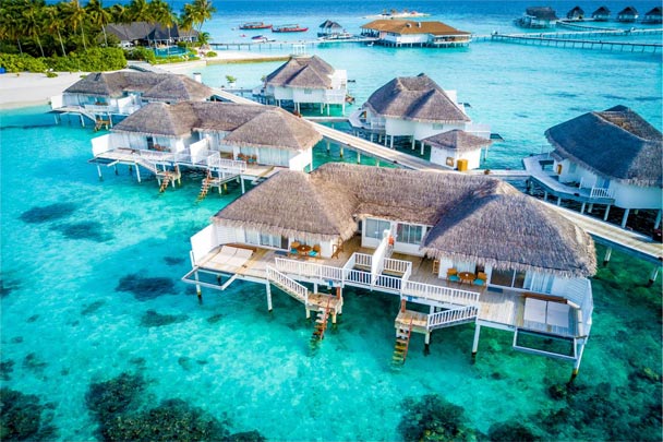 CENTARA-GRAND-ISLAND-MALDIVES-holiday-villas-beach