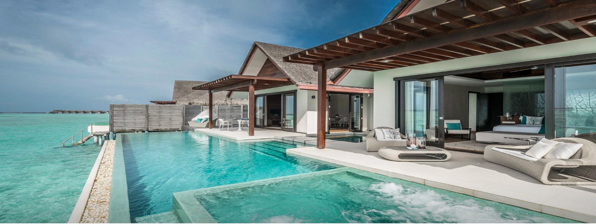 NIYAMA-ISLAND-MALDIVES-overwater-villa-deck