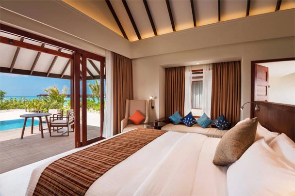 VARU-MALDIVES-Bedroom-open-window-view