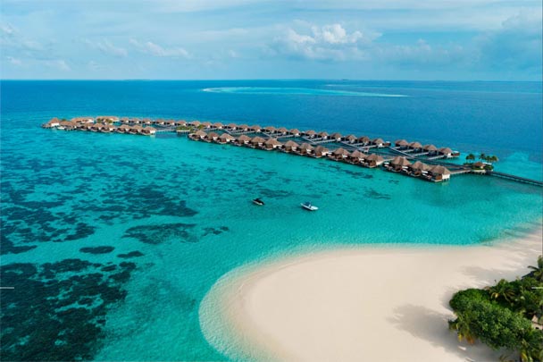 W-MALDIVES-beach-villas-aerial-shot