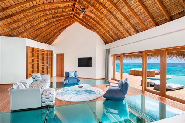 W-MALDIVES-family-villa-over-water-lounge