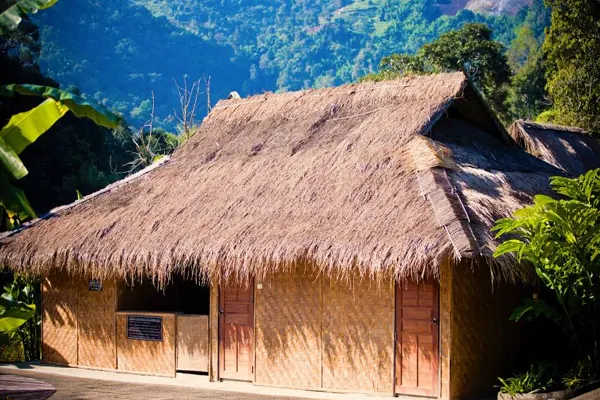GOLDEN-TRIANGLE-THAILAND-Hmong Hilltribe Lodge-exterior