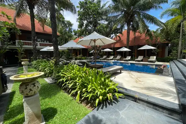 GRIYA SANTRIAN Sanur pool area