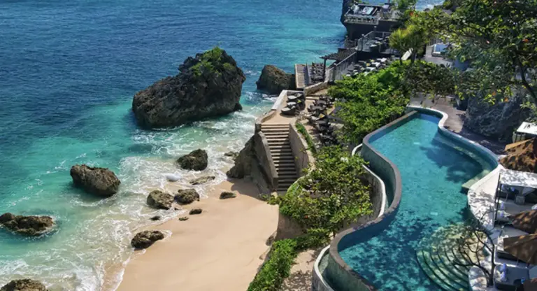 AYANA Resort Bali Rock cafe view