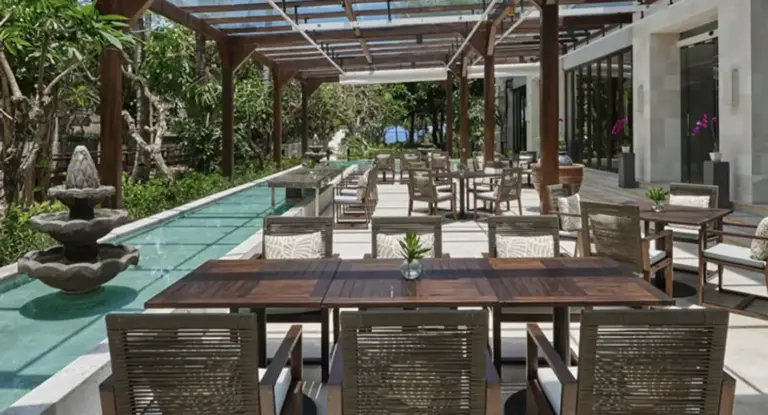 INTERCONTINENTAL BALI SANUR RESORT dining al fresco