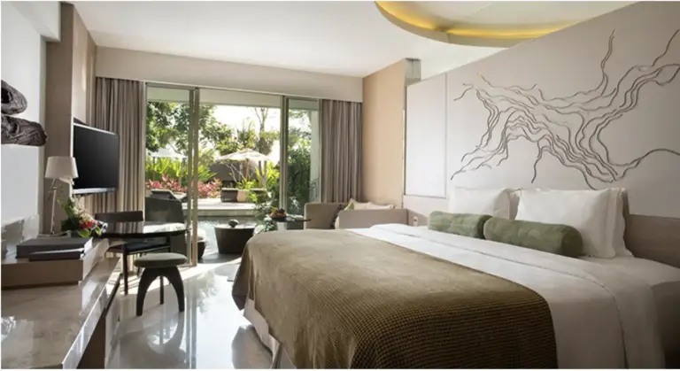 RIMBA by AYANA king bedroom