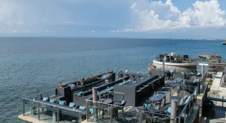 Rimba by Ayana ROCK BAR