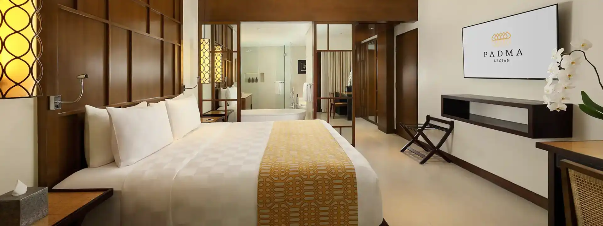 LAGOON ACCESS ROOM bathroom view