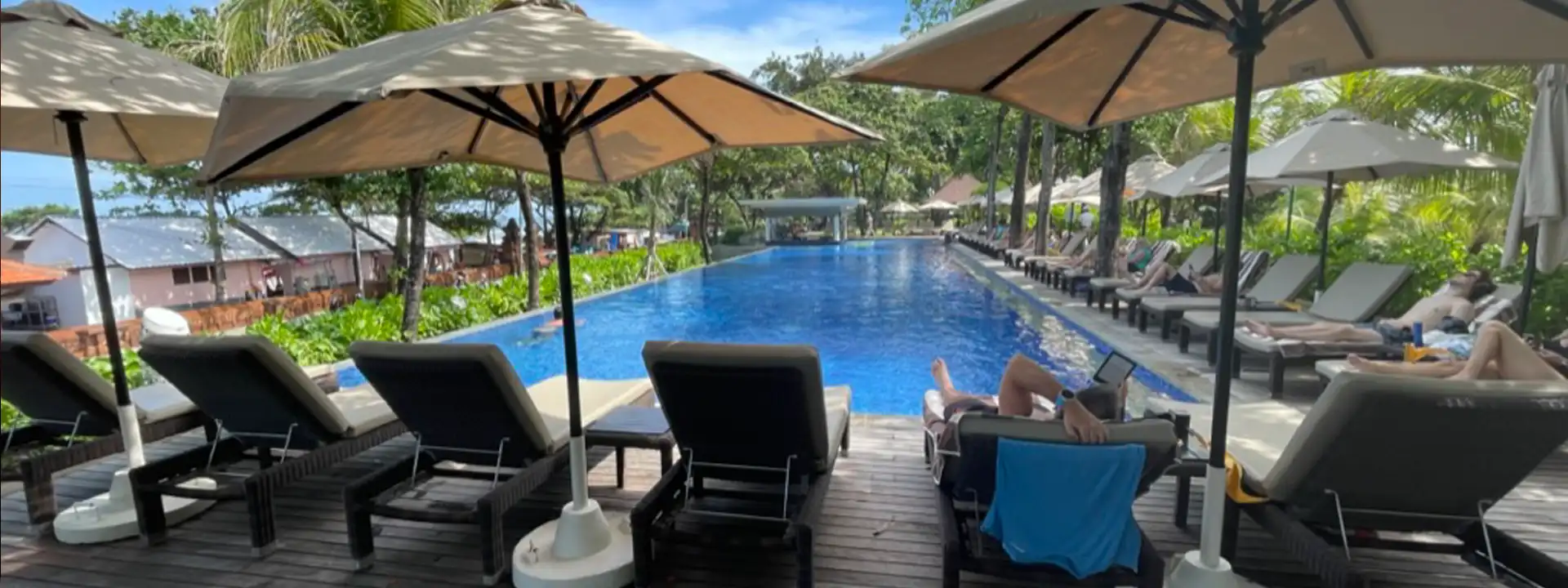THE PADMA ROOMS SUITES adult pool slider