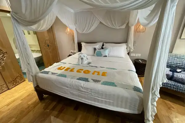 BALI MANDIRA deal 7 nights - welome bed