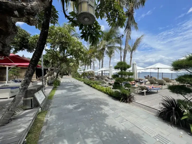 GRIYA SANUR RESORT HOLIDAY DEAL image