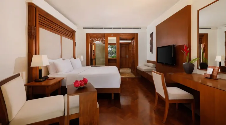 NUSA DUA BEACH HOTEL PREMIER_ROOM_02 copy