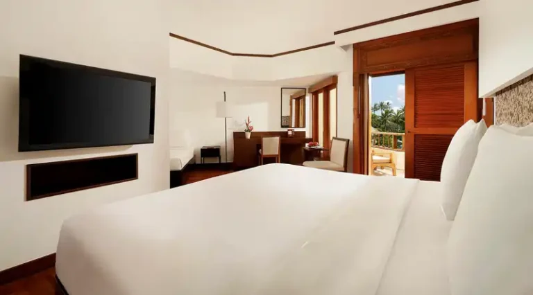 NUSA DUA BEACH HOTEL deluxe room-for 3 bed TV