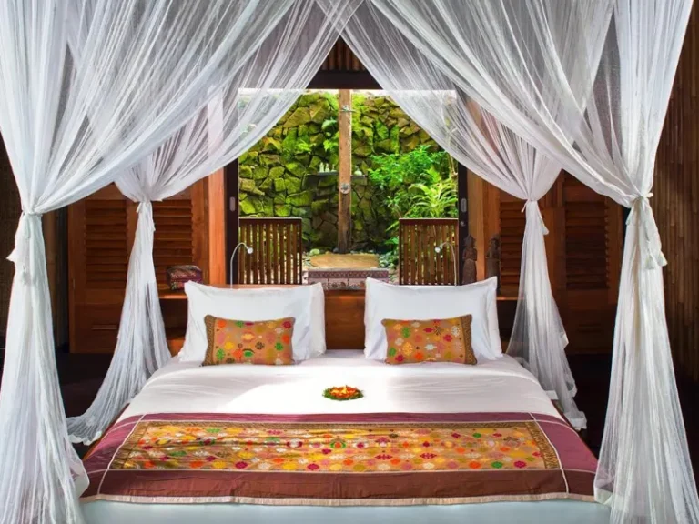 BALI-FIVELEMENTS-RETREAT-HOLIDAY-PACKAGE-bed-image
