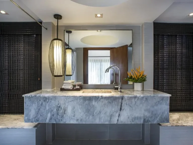 THAILAND-CENTARA-VILLAS-PHUKET-holiday-deal-bathroom-image