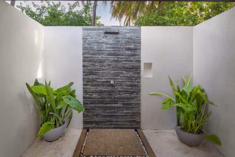 ADAARAN MEEDHAPURU MALDIVES outdoor shower