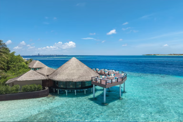 ADAARAN PRESTIGE VADOO MALDIVES