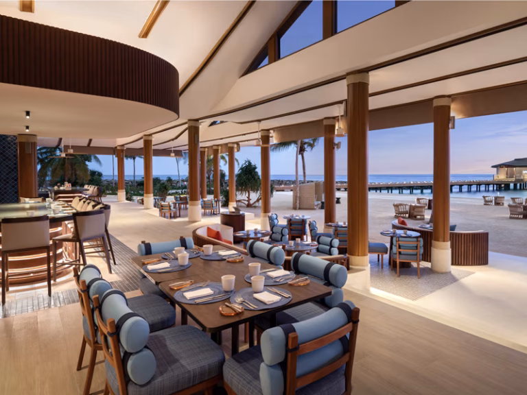 BLUE FIN CENTARA GRAND LAGOON MALDIVES views