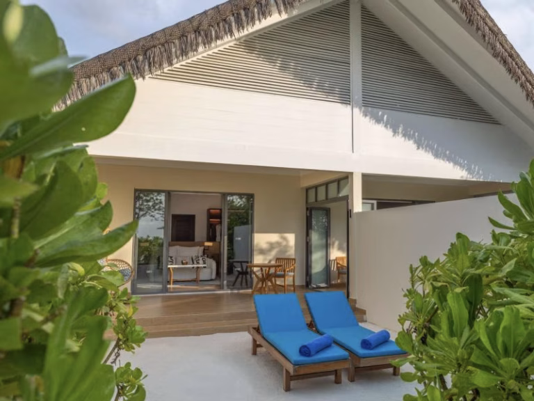 DusitD2 Feydhoo Maldives Beach Villas