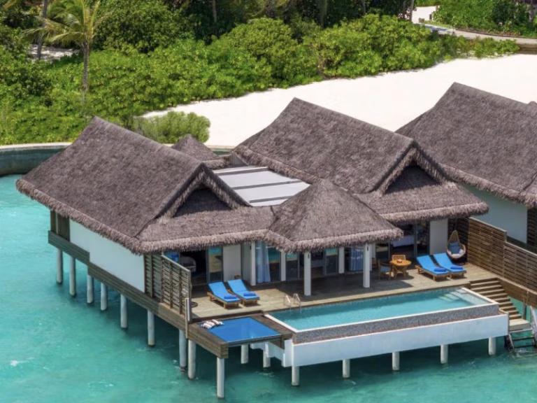 DusitD2 Feydhoo Maldives Two bedroon party suite with private pool