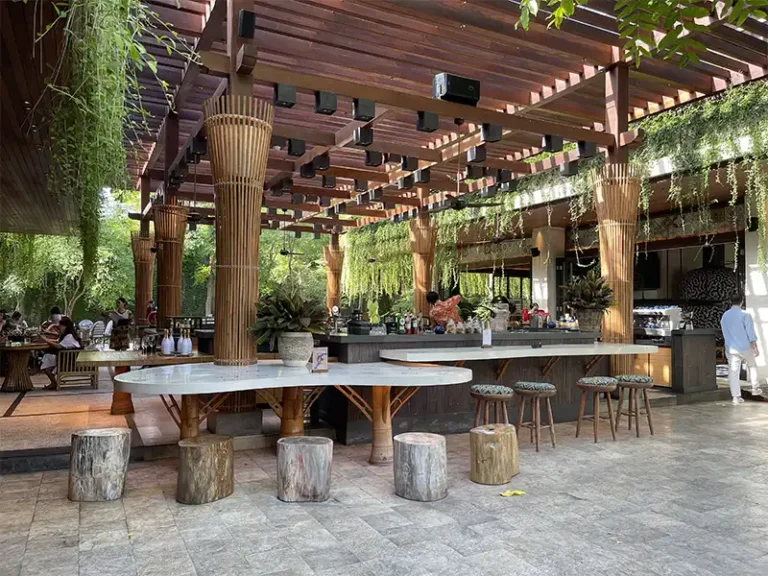 ANZAZ by Hyatt Sanur Bali diing square