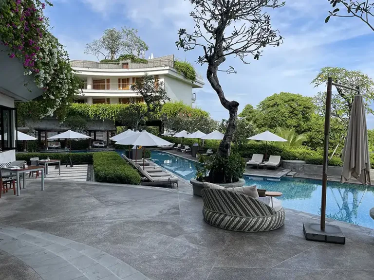 AYANA Segara Uluwatu lower level swimming pool in morning