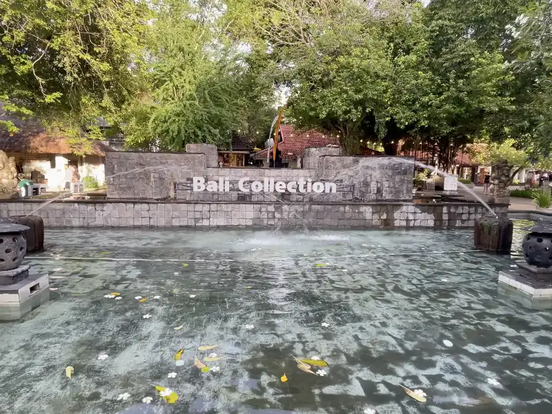 BALI COLLECTION NUSA DUA restaurant and shopping area